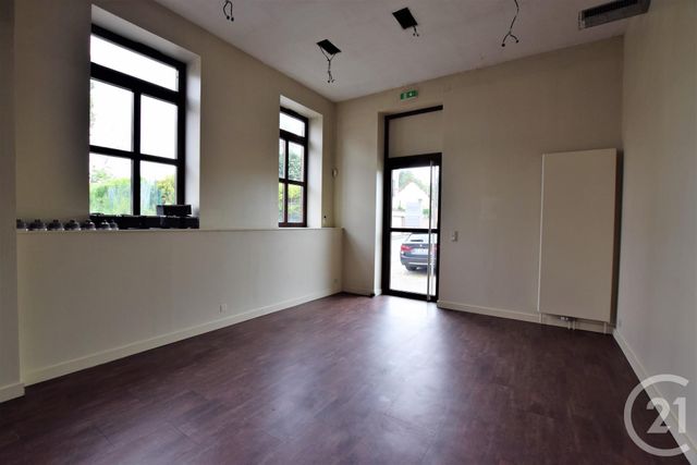 Afficher la photo en grand entreprise à vendre - 1618.0 m2 - ST JUST EN CHAUSSEE - 60 - PICARDIE - Century 21 Collin Immobilier