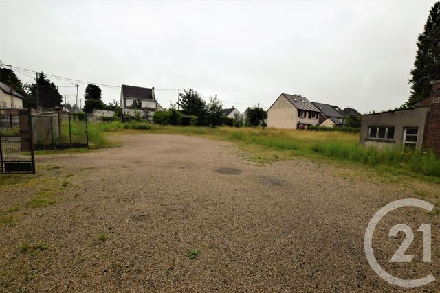 Afficher la photo en grand immeuble à vendre - 1618.0 m2 - ST JUST EN CHAUSSEE - 60 - PICARDIE - Century 21 Collin Immobilier