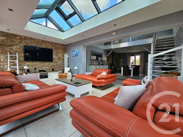 maison à vendre - 8 pièces - 171.0 m2 - SACY LE GRAND - 60 - PICARDIE - Century 21 Collin Immobilier