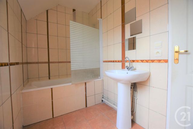 maison à louer - 5 pièces - 101.35 m2 - ESTREES ST DENIS - 60 - PICARDIE - Century 21 Collin Immobilier