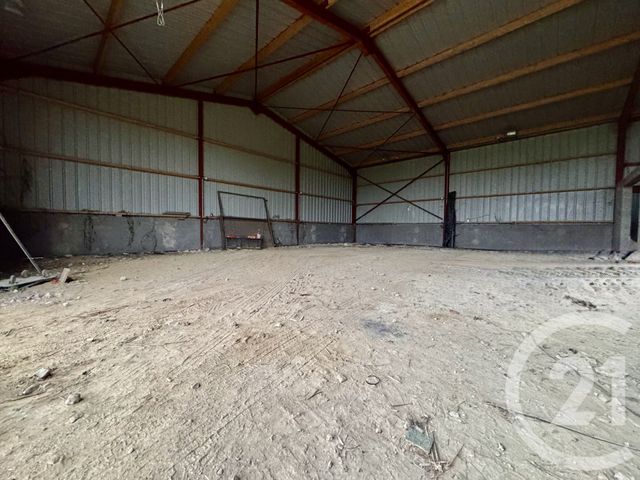 maison à louer - 1 pièce - 268.0 m2 - LA NEUVILLE ROY - 60 - PICARDIE - Century 21 Collin Immobilier